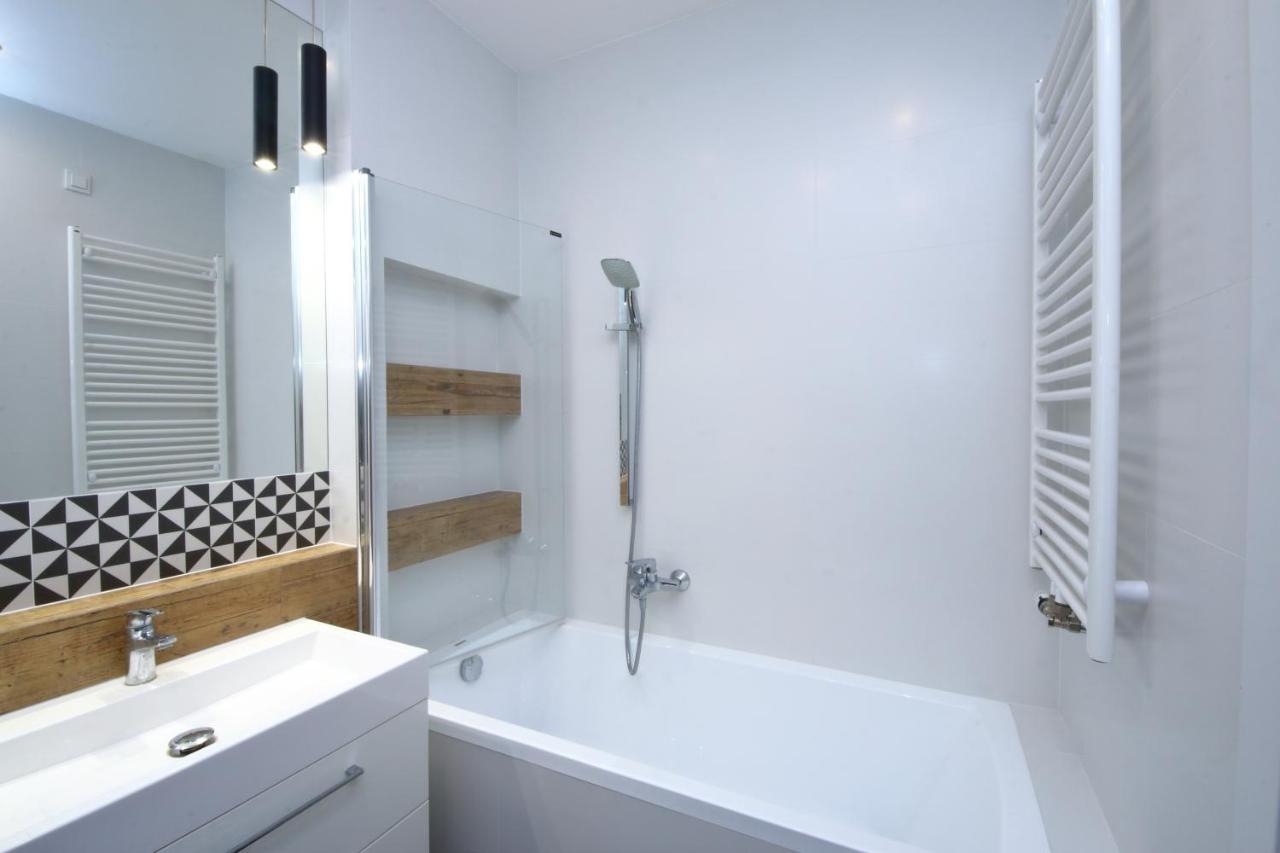 Apartment Apartament Dluga Grobla 8 *